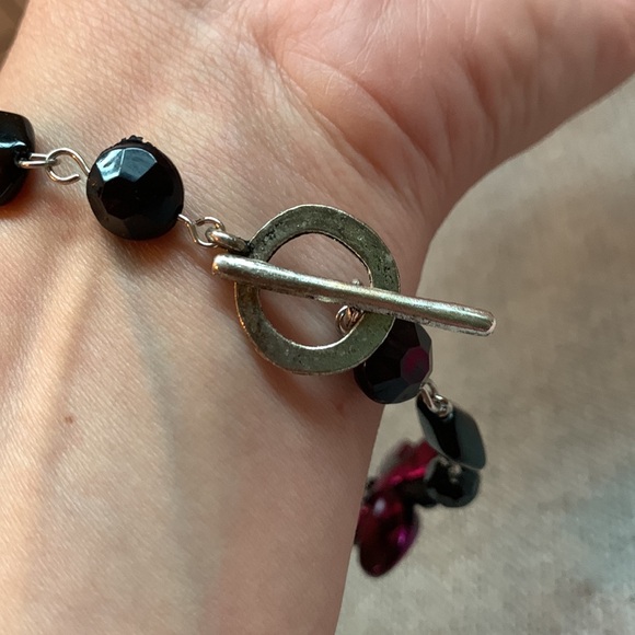 ✨ Handmade Pink Fushsia Butterfly & black beads Bracelet & Earrings Set ✨ - Picture 8 of 9